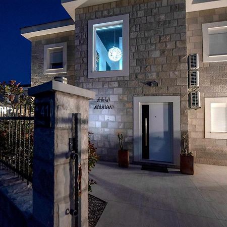 Luxury Villa Miriam With Private Pool And Jet Pool Near Dubrovnik Ivanica Exteriör bild