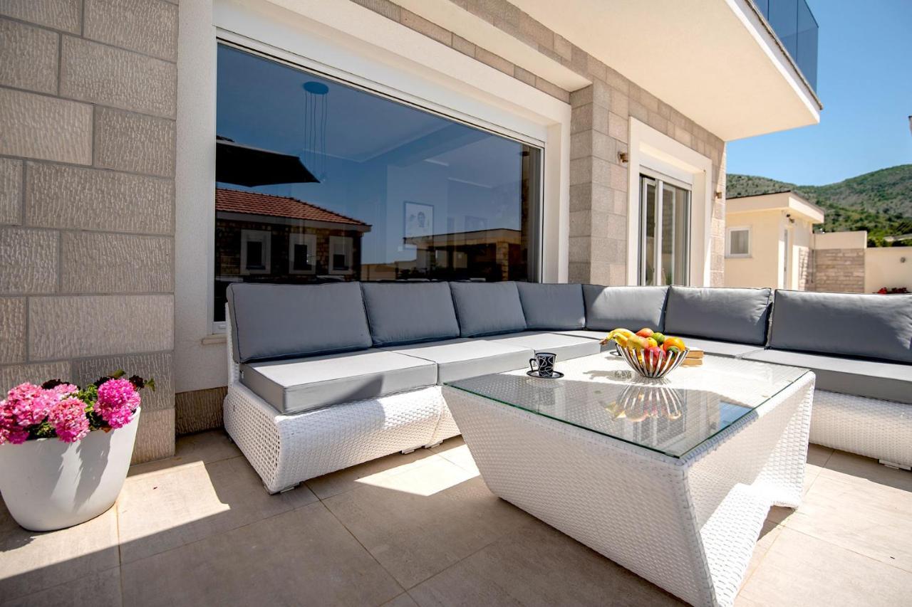 Luxury Villa Miriam With Private Pool And Jet Pool Near Dubrovnik Ivanica Exteriör bild